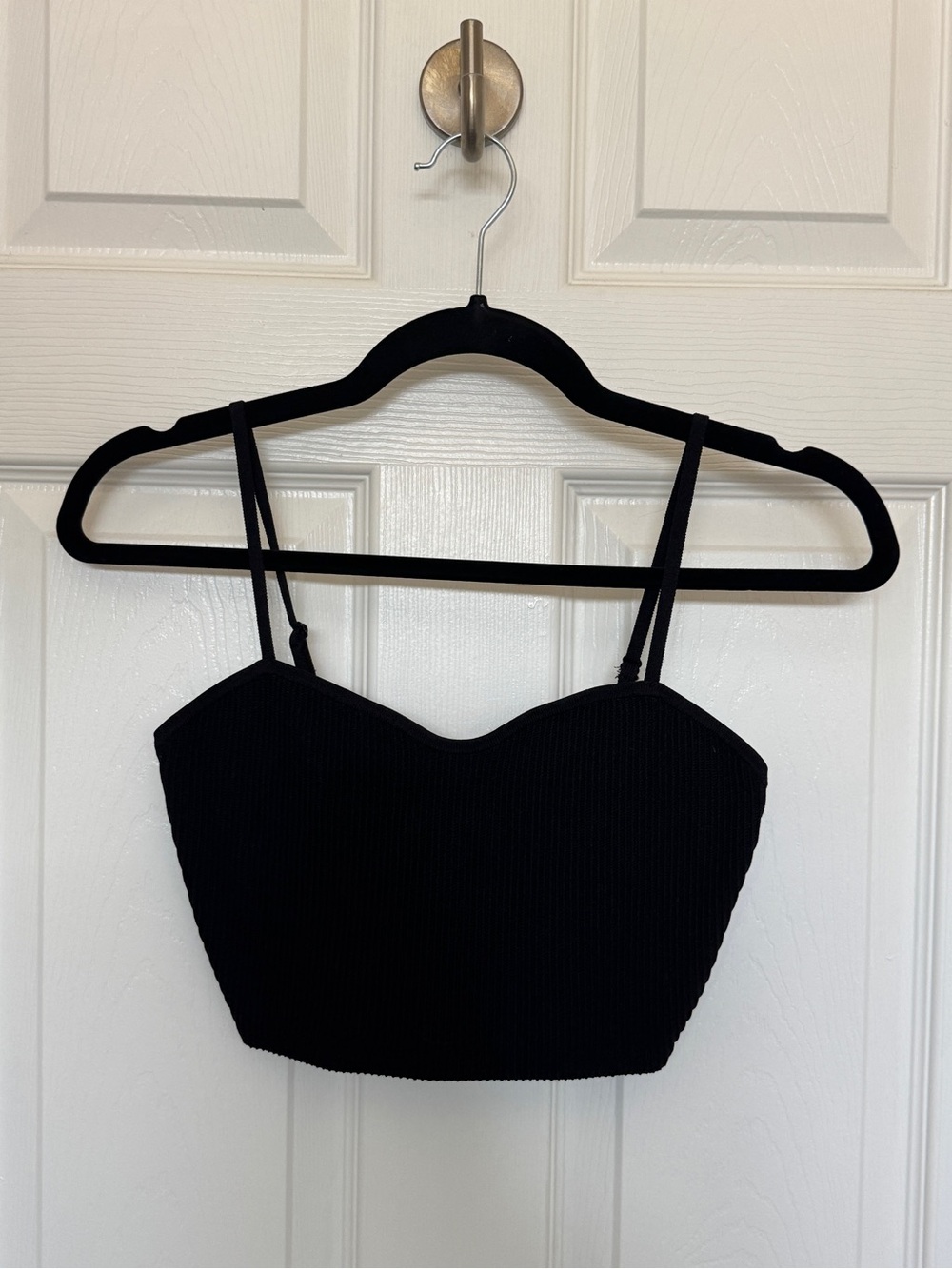 Babaton Black Ribbed Cropped Cami with Sweetheart Neckline